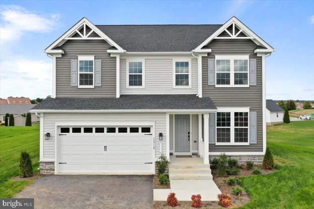 13810 Pulaski Drive Hagerstown: Your Dream Home in Paradise Heights